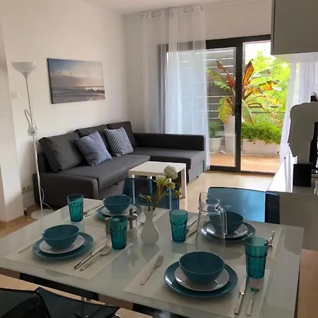 Sunny Sa Boadella Big Solarium Sea View リョレート・デ・マル